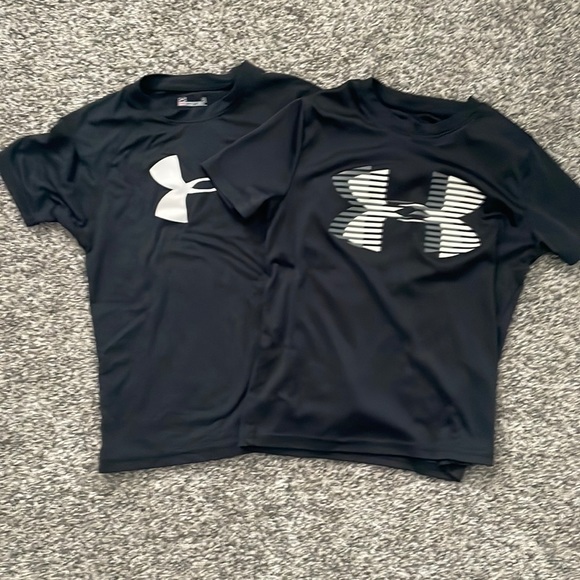 Kids Under Armour Heat Gear Tee Bundle.  Size 6 (YXS) - Picture 1 of 3